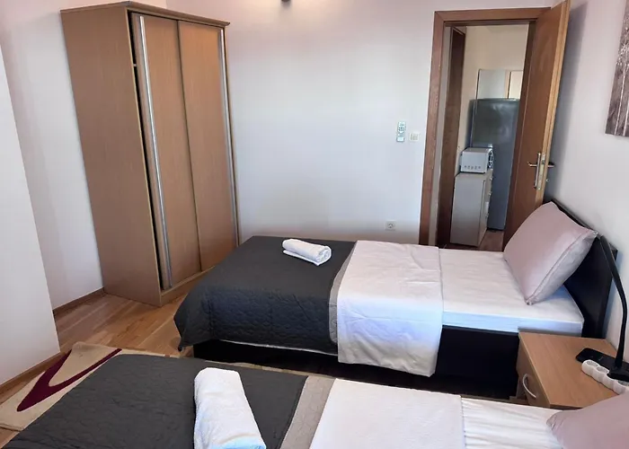 Centar * Ploce (Dubrovnik-Neretva)